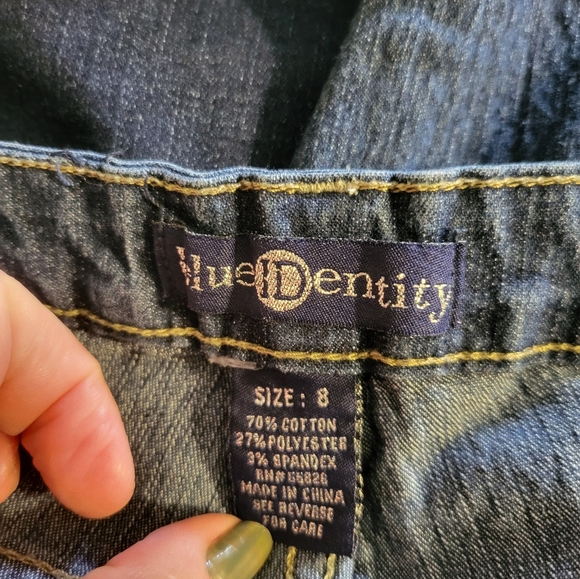 Blue Identity Women's Embroidered Bermuda Jean Shorts - Picture 6 of 10